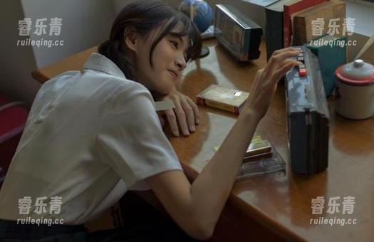 网盘独家：Tiny Asa圣诞节玛奇玛写真合集，炎热夏季中的清新享受.txt